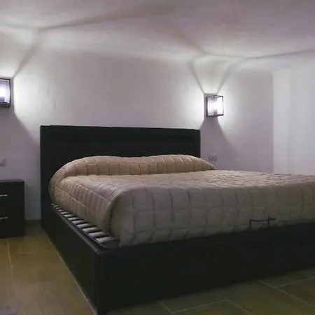 Carlito's Way 234 לינה וארוחת בוקר